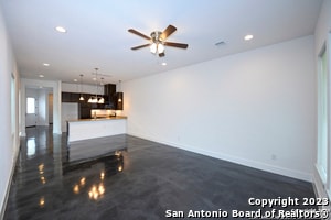 Building Photo - 1430 Hays St