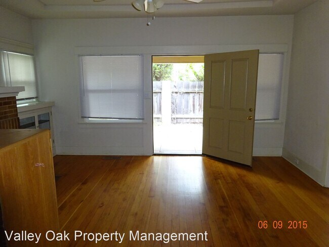 Building Photo - 2 br, 1 bath House - 608 Maze Blvd