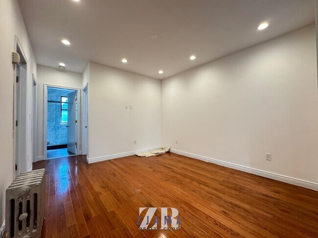 Foto del edificio - 471 Seventh Avenue