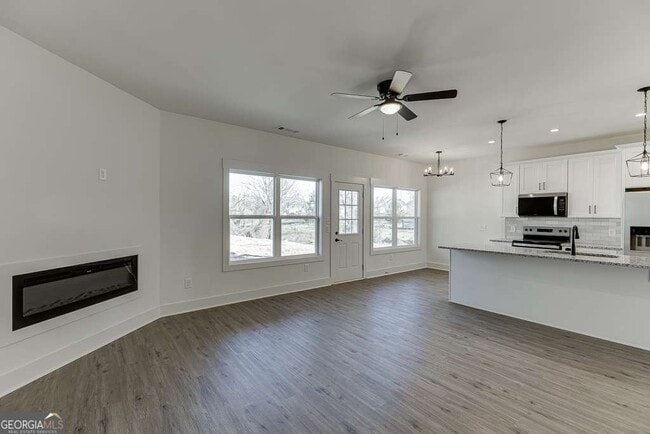 Foto del edificio - 569 Clayton St