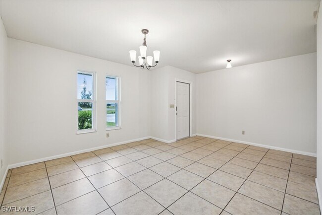 Foto del edificio - 607 SW 26th St