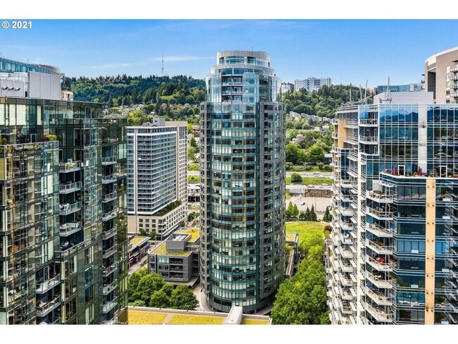 Building Photo - 3601 S River Pkwy