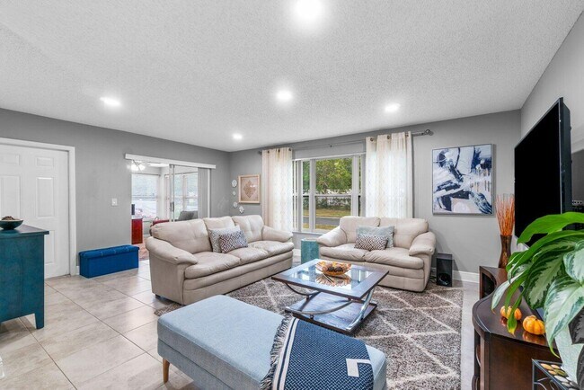 Foto del edificio - 4935 NW 2nd St