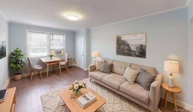 Photo - 67-12 Juno St Apartment