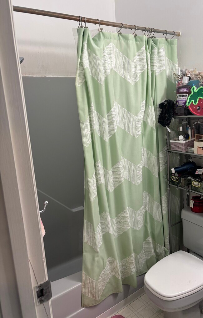 Foto del edificio - 205 Rano Blvd