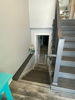 To Lower Level - 414 SW Cherry St