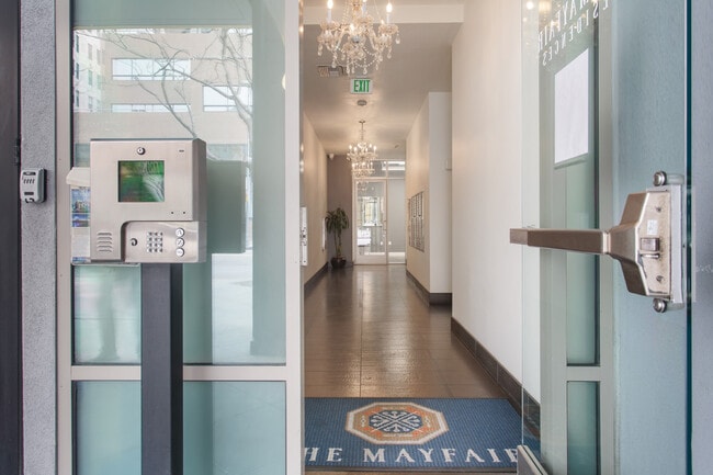 Mayfair Lobby - Mayfair Residences at Santa Monica Beach