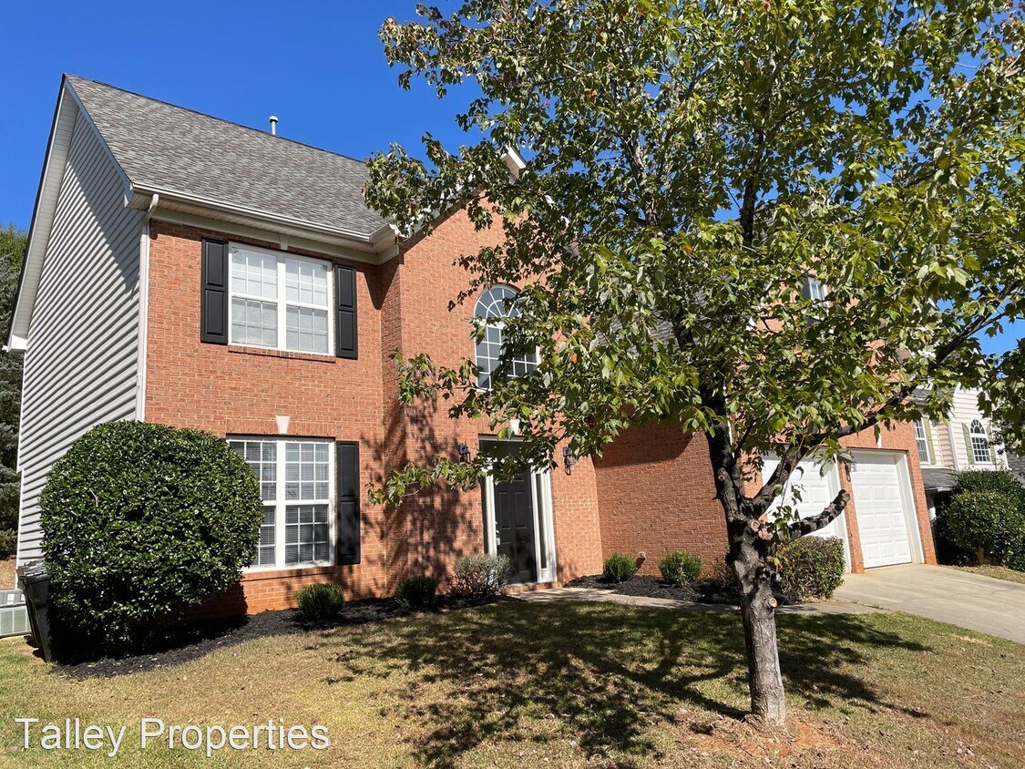 Primary Photo - 4 br, 2.5 bath House - 10337 Montrose Drive