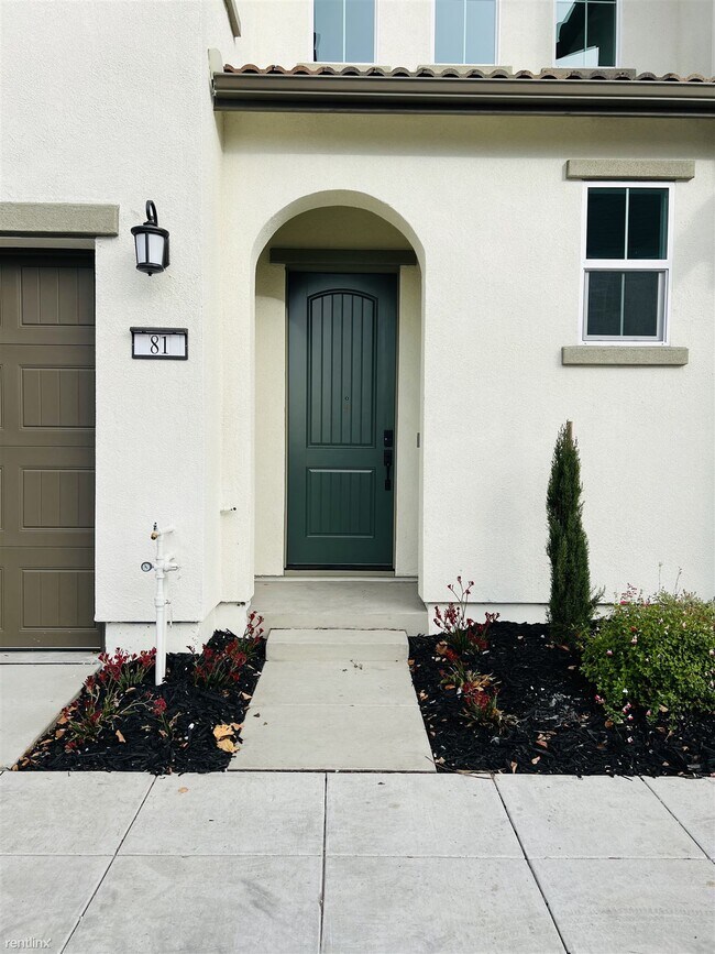 Foto del edificio - 3 br, 2.5 bath House - 81 Frost Drive