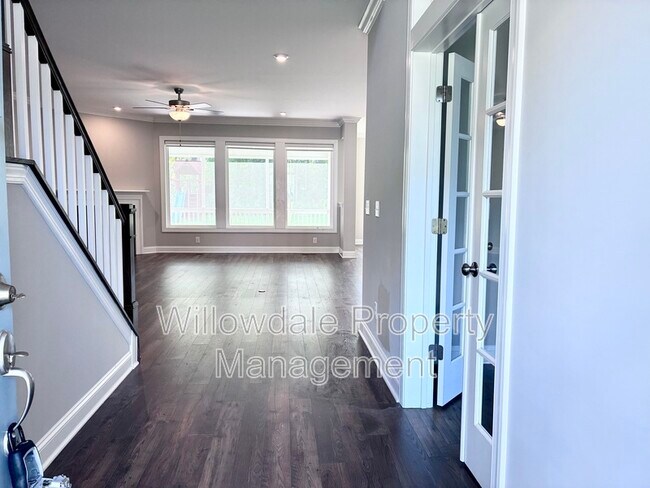 Foto del edificio - 4321 Mosaic Ct