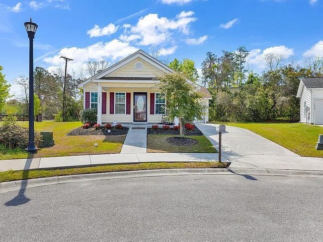 Foto del edificio - 1532 Stilley Cir