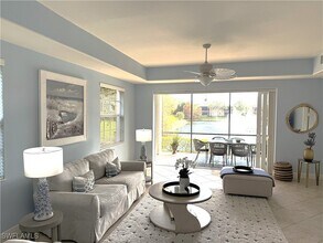 Building Photo - 7832 Hawthorne Dr