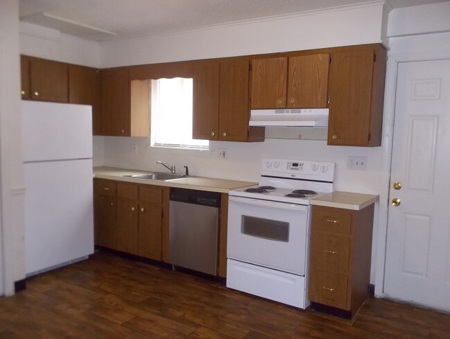 Foto del edificio - 232 Waterville St