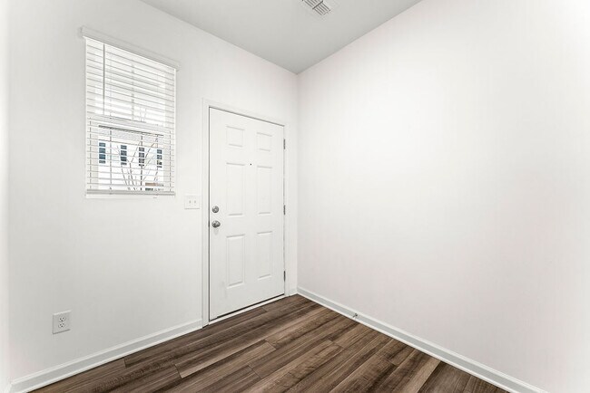 Foto del edificio - 1520 Vernon Blvd