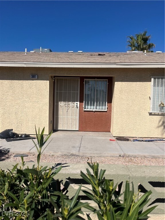 Building Photo - 3861 Soda Springs Dr
