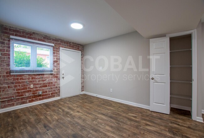 Building Photo - 217 Lampkin St NE