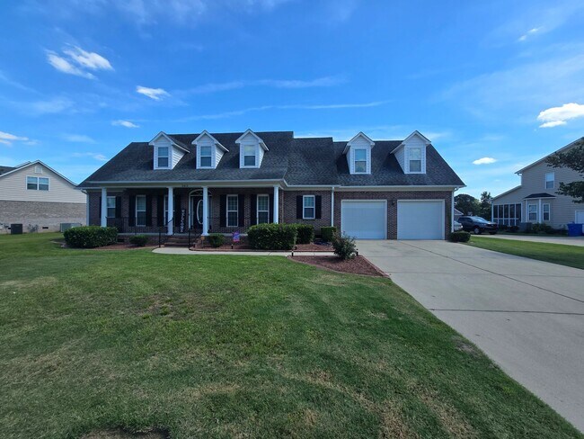 Building Photo - 2815 Prioress Dr