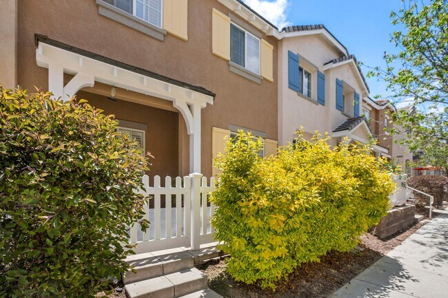 Foto del edificio - Beautiful Otay Ranch Home!