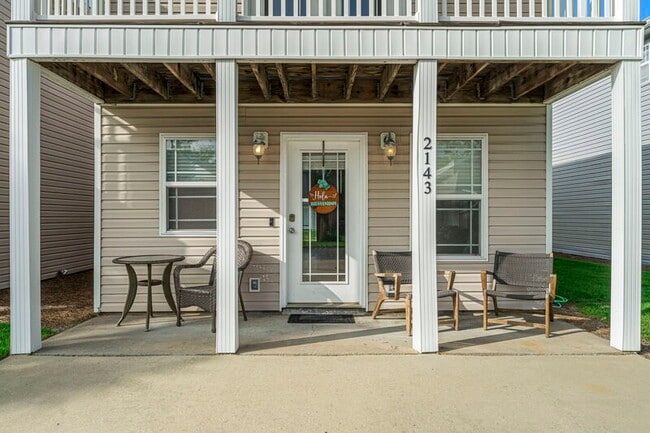 Building Photo - 2143 Sterling Cove Blvd