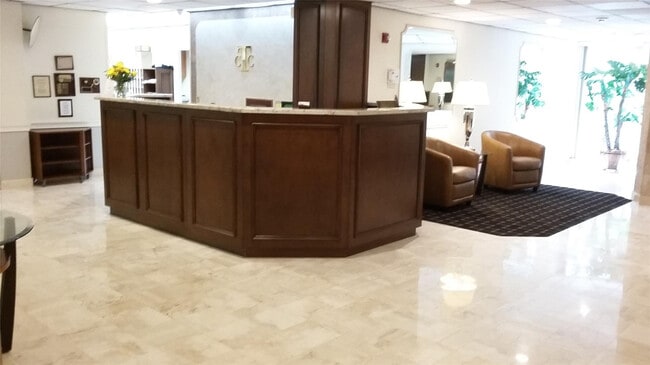 Foto del edificio - 10777 W Sample Rd