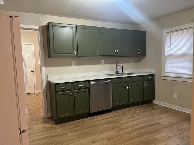 Foto del edificio - 1717 SW Lane St