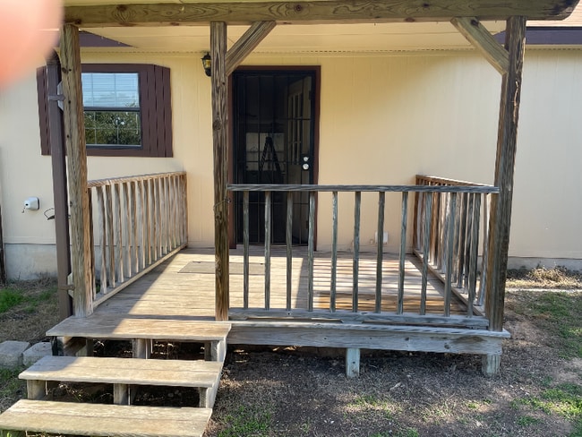 Building Photo - 485 Yorktown Dr