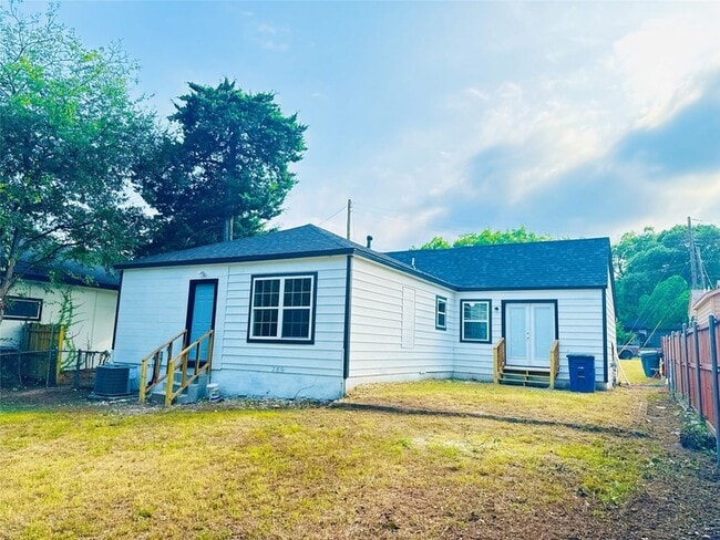 Foto del edificio - 1264 Cedar Haven Ave