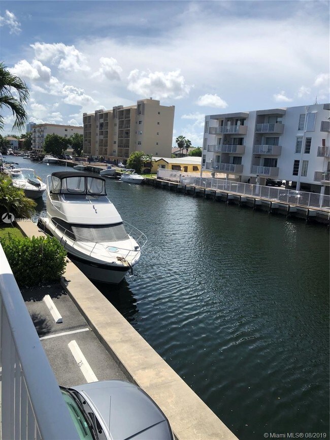 Building Photo - ENCLAVE SHORES CONDO