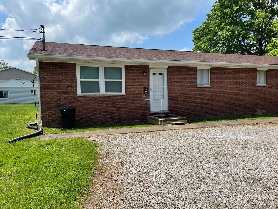 Foto principal - 802 Williams Ave