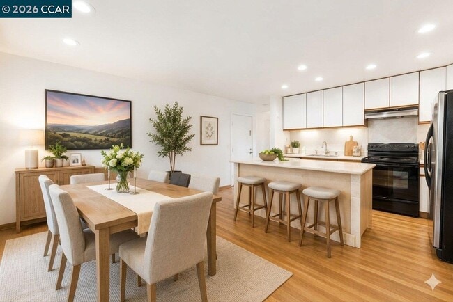 Foto del edificio - 2091 Ascot Dr