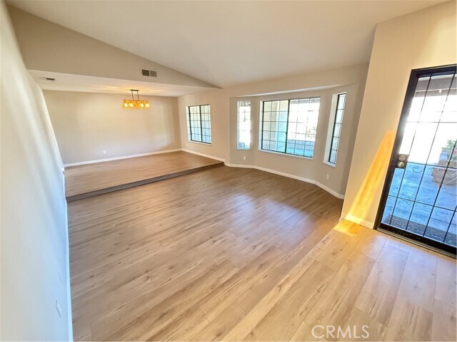 Foto del edificio - 11237 Saddle Ridge Rd