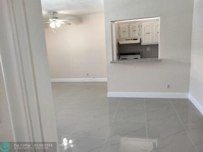 Foto del edificio - 299 SW 7th St