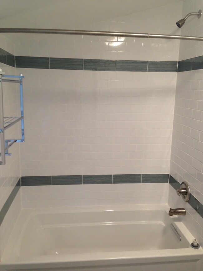 Building Photo - 501 S 44th St