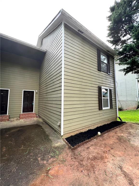Foto principal - 4688 Lois Dr
