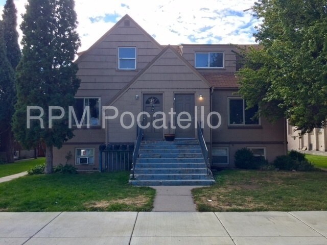 Primary Photo - 1235 N Arthur Ave