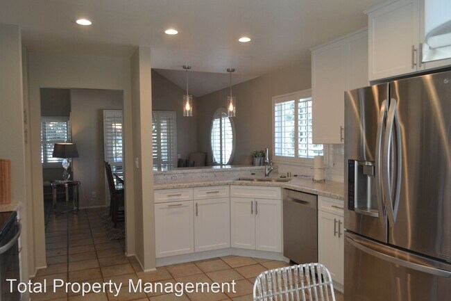 Building Photo - 2 br, 2 bath House - 4620 Villas Drive