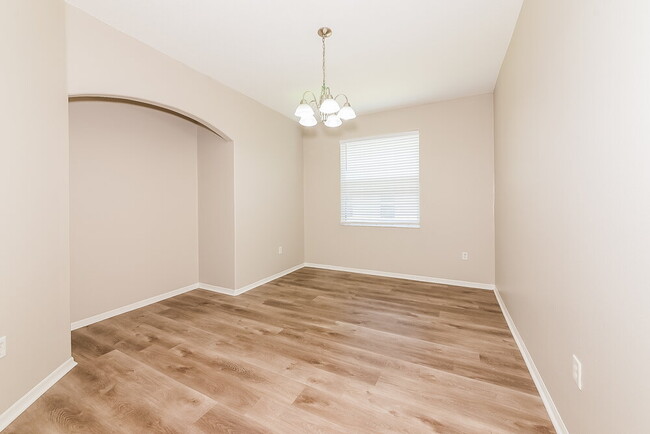 Foto del edificio - 6023 Laurel Creek Trail