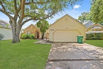 Building Photo - 7223 Caddo Lake Ln