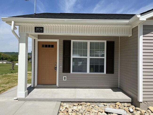 Photo - 2034 McCleary Rd House