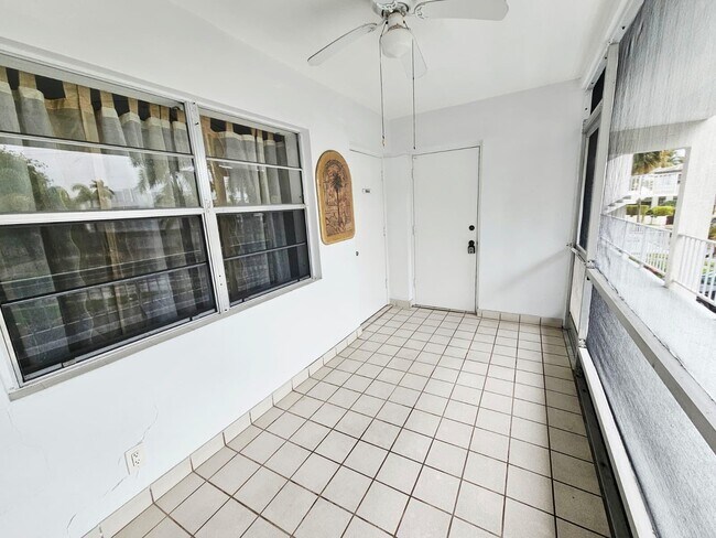 Foto del edificio - 501 Blue Heron Dr