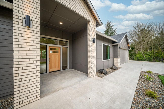 Building Photo - 222 Curtis Dr