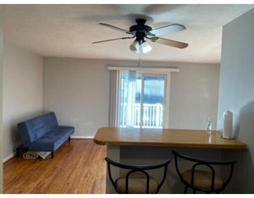 Foto principal - 140 Quincy Ave
