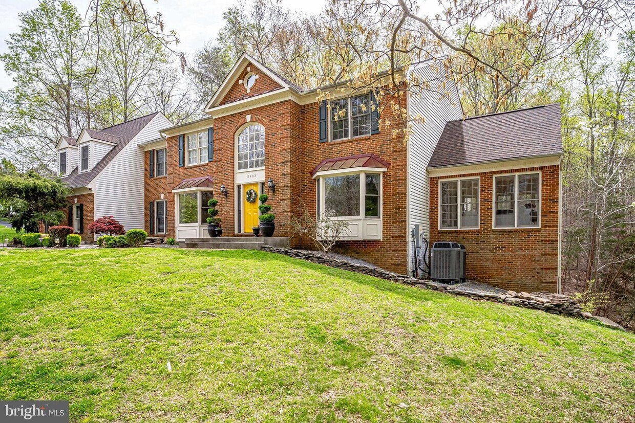 Primary Photo - 11903 Henderson Ct