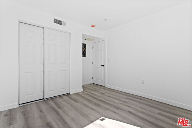Foto del edificio - 442 E 118th St