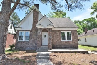 Building Photo - 523 N Daughtry St