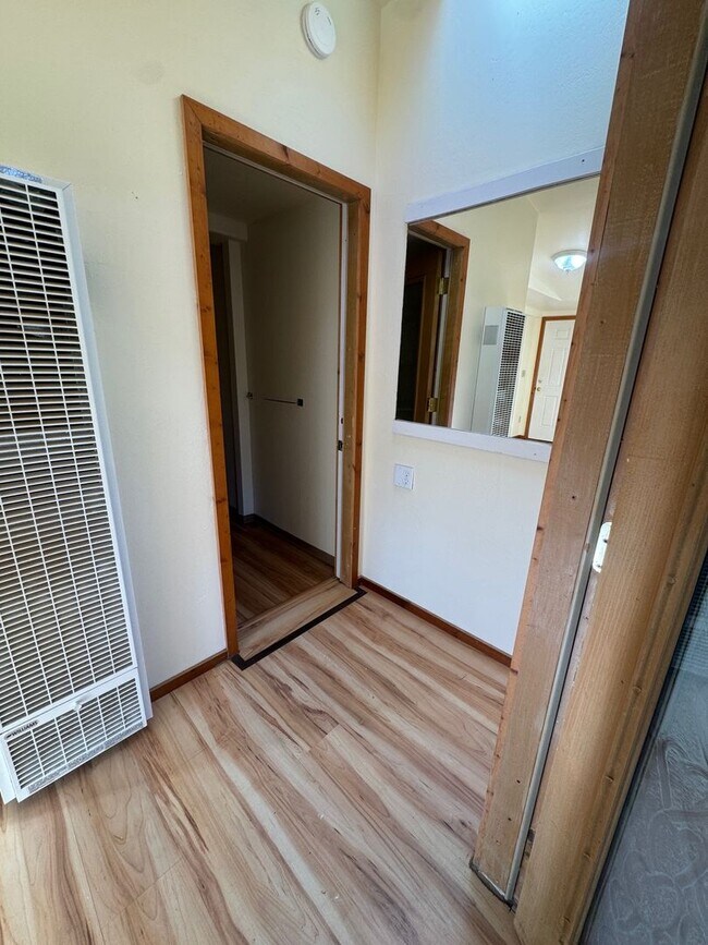 Foto del edificio - 3260 West End Rd