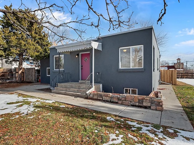 Photo - 198 S Holland St House