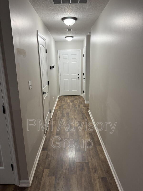 Foto del edificio - 3328 SE Taurus Ave