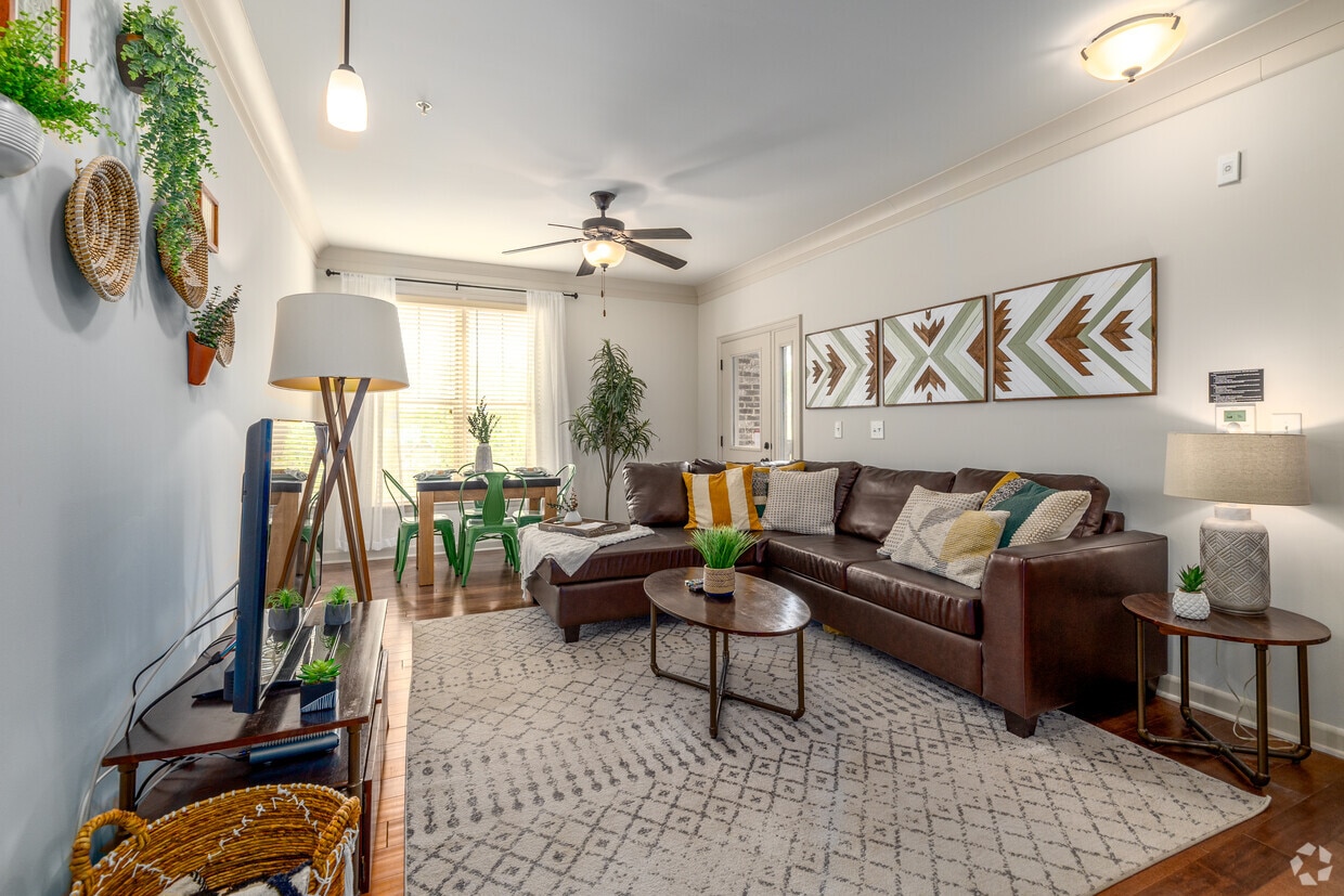 Arcadia - Arcadia Student Living Apartments