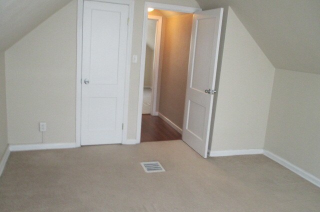 Foto del edificio - 821 Fairway St